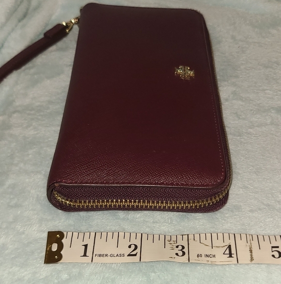 Tory Burch Long Wallet - Picture 12 of 14